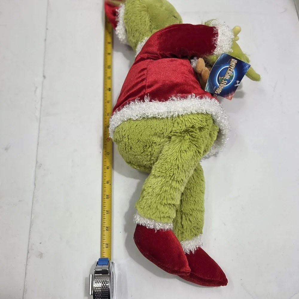VTG 2004 Universal‎ Studios Dr Seuss Grinchmas Santa Plush Holding Max 18